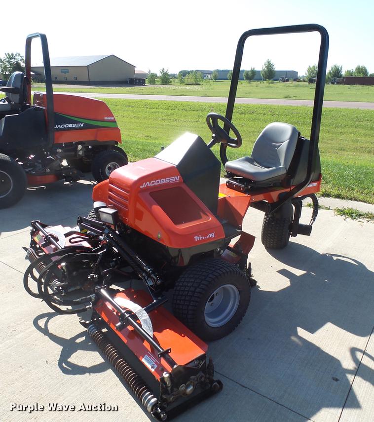 image for item DH9707 Jacobsen Tri-King 1900D trim lawn mower