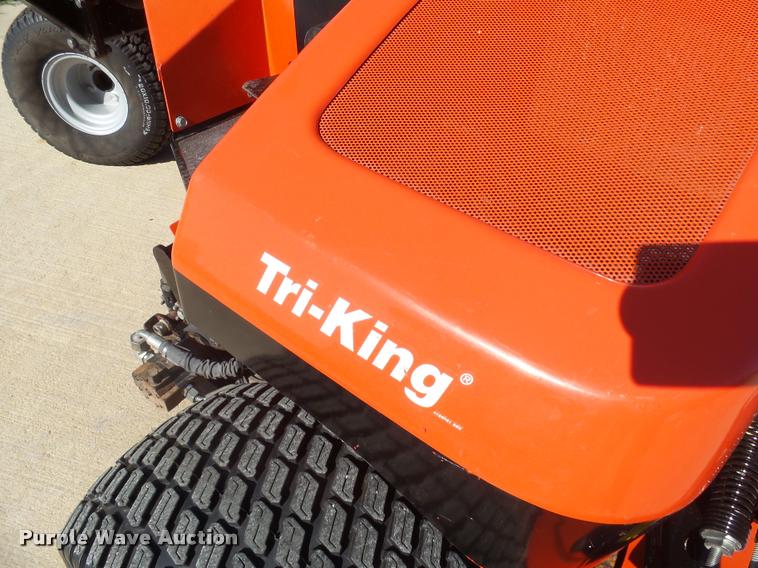 image for item DH9707 Jacobsen Tri-King 1900D trim lawn mower