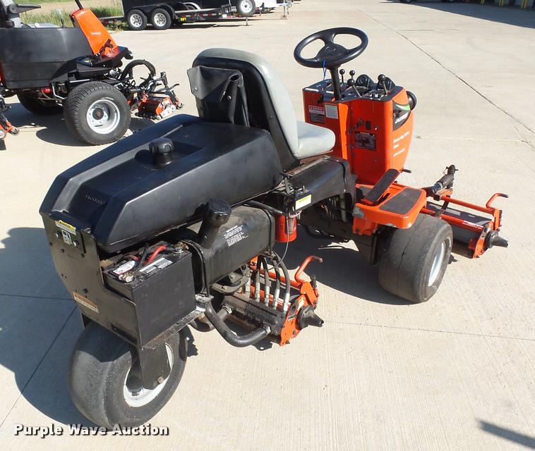 image for item DH9708 2006 Jacobsen Greens King lawn mower