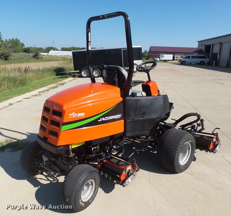 image for item DH9709 Jacobsen fairway mower