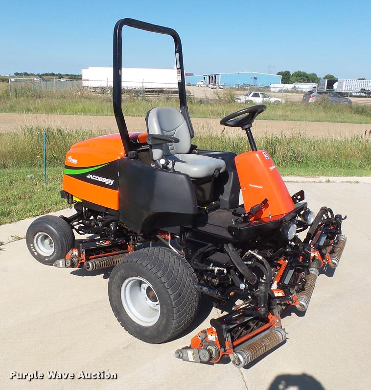 image for item DH9709 Jacobsen fairway mower