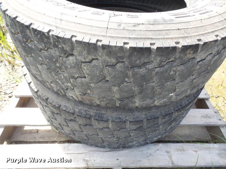 image for item DK9285 (4) tires