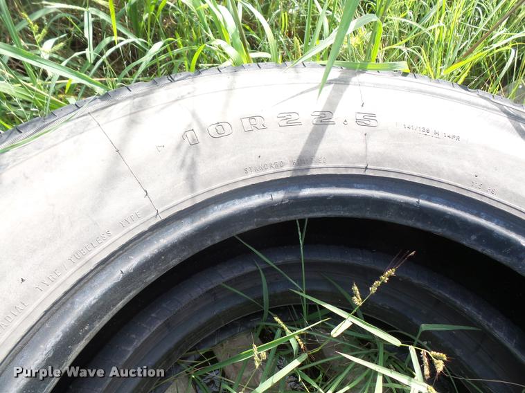 image for item DK9285 (4) tires