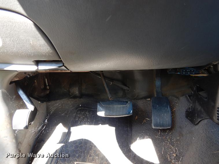 image for item DK9918 2002 Ford F150 XLT SuperCab pickup truck