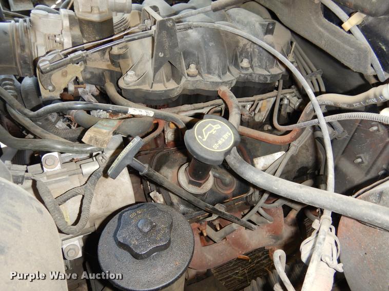 image for item DK9918 2002 Ford F150 XLT SuperCab pickup truck