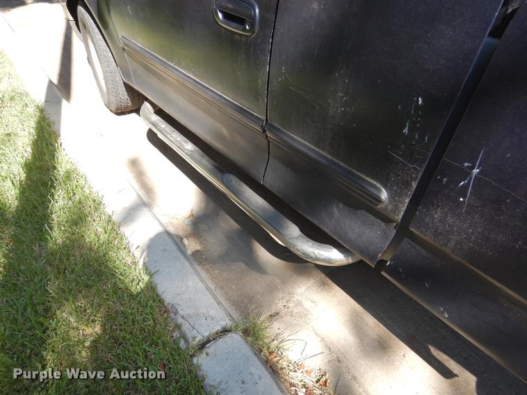 image for item DK9918 2002 Ford F150 XLT SuperCab pickup truck