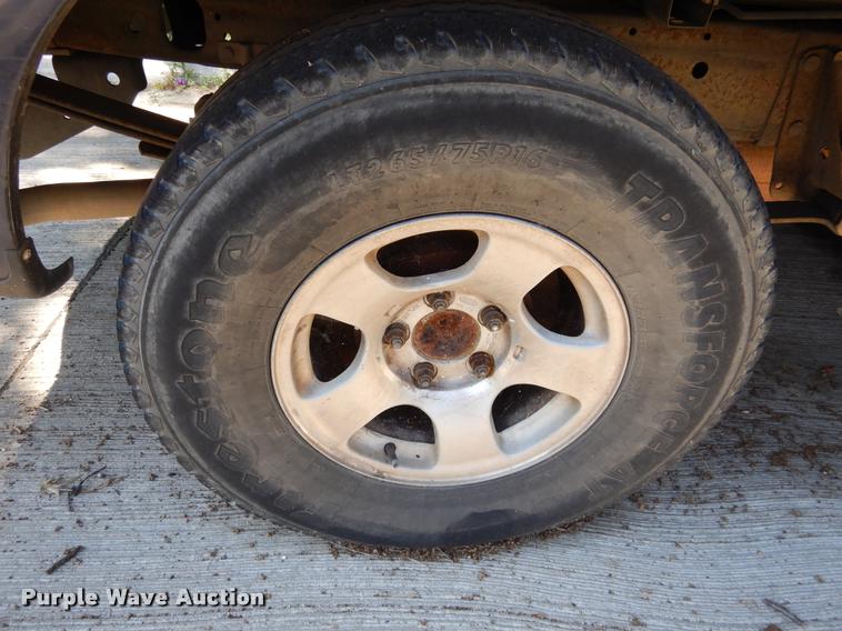 image for item DK9918 2002 Ford F150 XLT SuperCab pickup truck