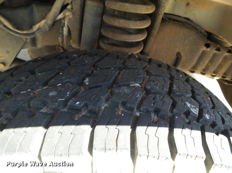 image for item DL9120 2005 Ford E350 Super Duty Extended van