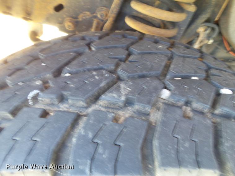 image for item DL9120 2005 Ford E350 Super Duty Extended van