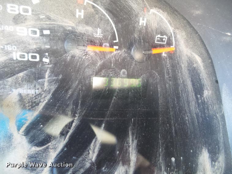 image for item DL9120 2005 Ford E350 Super Duty Extended van