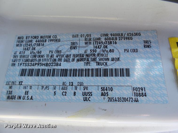 image for item DL9120 2005 Ford E350 Super Duty Extended van