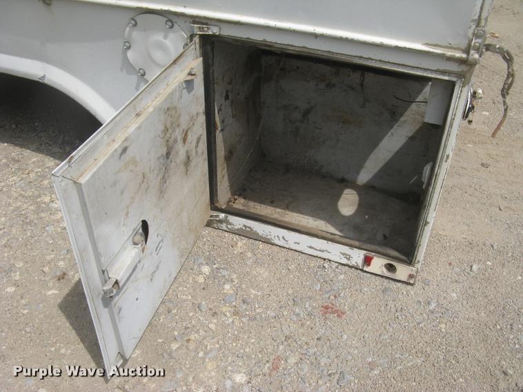 image for item DL9858 Stahl utility bed