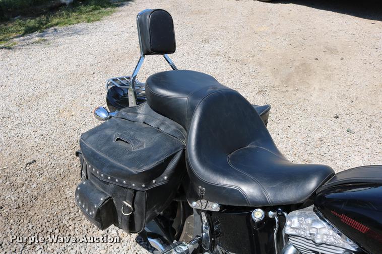 image for item DM9273 2006 Harley Davidson FXSTI motorcycle