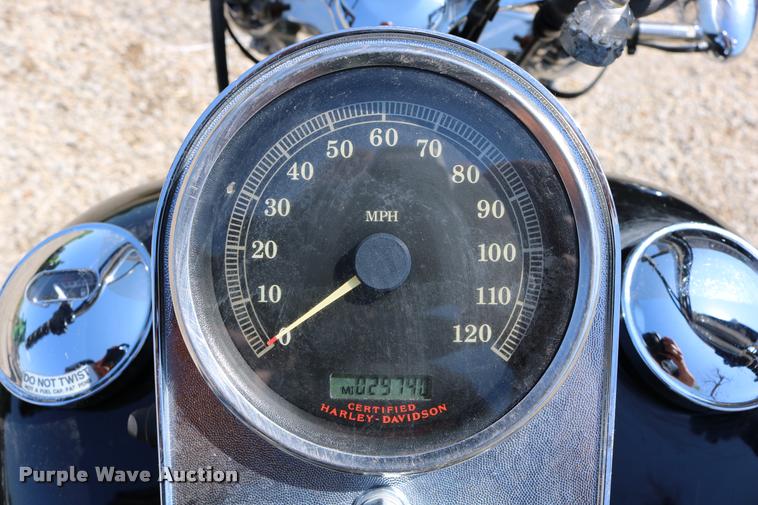 image for item DM9273 2006 Harley Davidson FXSTI motorcycle