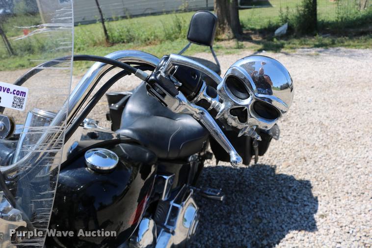 image for item DM9273 2006 Harley Davidson FXSTI motorcycle