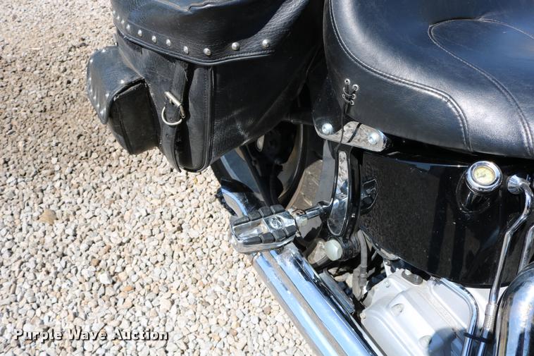 image for item DM9273 2006 Harley Davidson FXSTI motorcycle