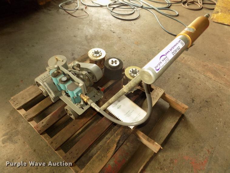 image for item DO9162 Desco AF525 concrete scarifier grinder