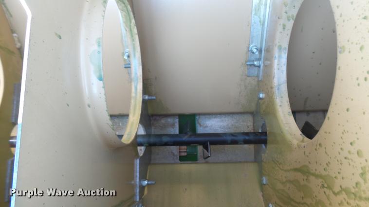 image for item DO9899 Land Pride 1572 seeder