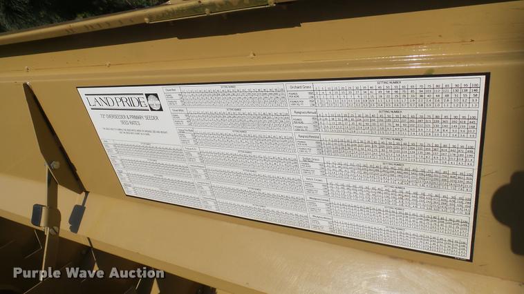 image for item DO9899 Land Pride 1572 seeder