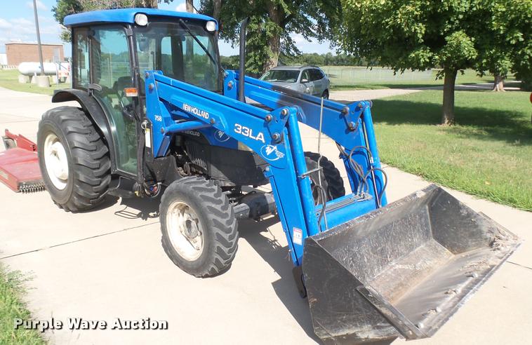 image for item DO9909 2002 New Holland TN55S tractor