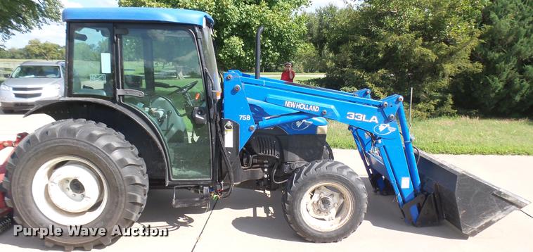 image for item DO9909 2002 New Holland TN55S tractor