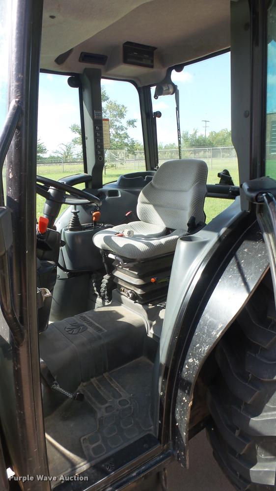 image for item DO9909 2002 New Holland TN55S tractor