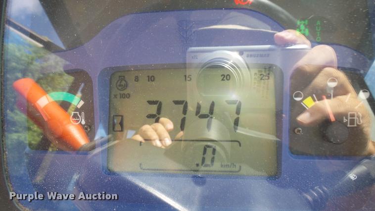 image for item DO9909 2002 New Holland TN55S tractor