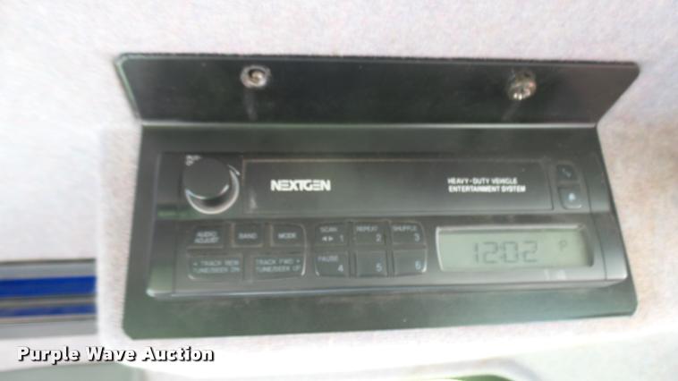 image for item DO9909 2002 New Holland TN55S tractor