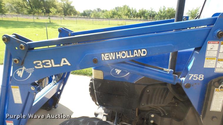 image for item DO9909 2002 New Holland TN55S tractor