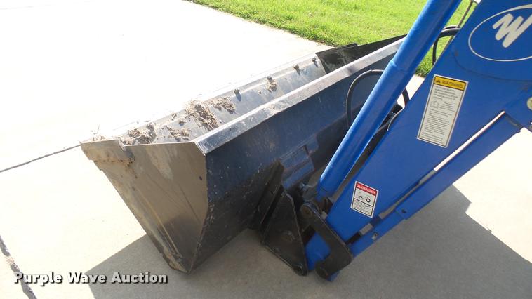 image for item DO9909 2002 New Holland TN55S tractor