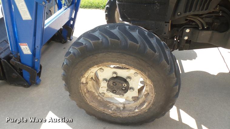 image for item DO9909 2002 New Holland TN55S tractor