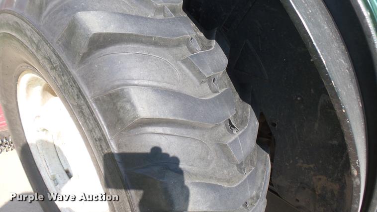 image for item DO9909 2002 New Holland TN55S tractor