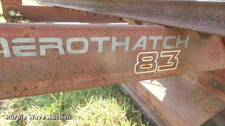 image for item DO9978 Toro Aerothatch 83 slit seeder