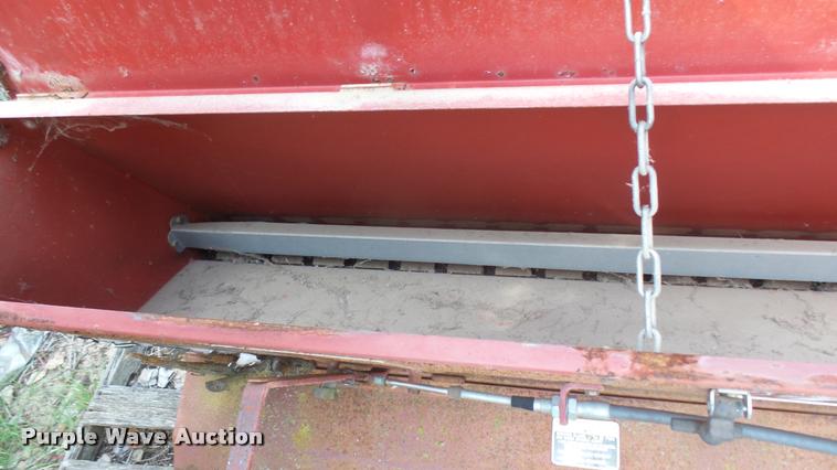 image for item DO9978 Toro Aerothatch 83 slit seeder