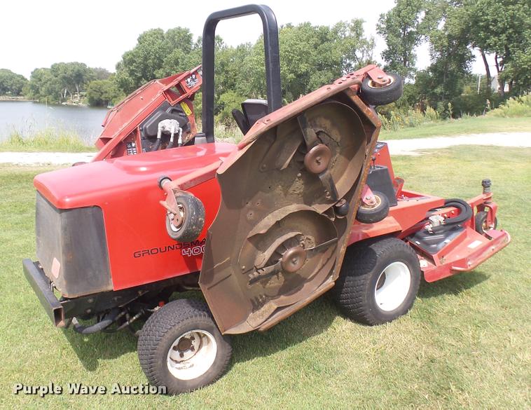 image for item DO9981 Toro Groundmaster 4000D greens mower