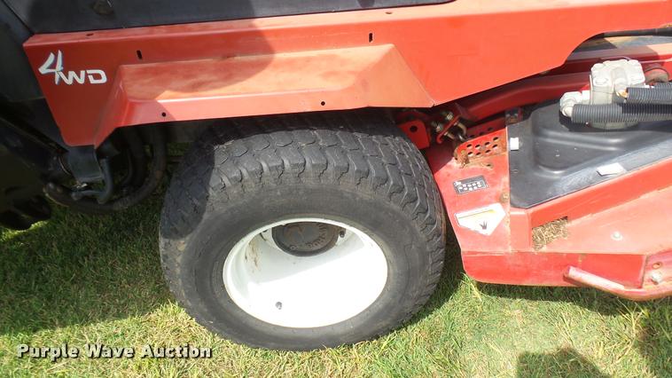 image for item DO9981 Toro Groundmaster 4000D greens mower