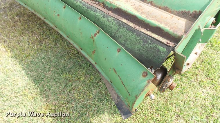 image for item DO9982 John Deere 25A flail mower