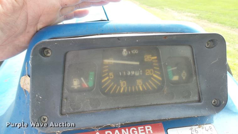 image for item DO9984 New Holland 3930 MFWD tractor