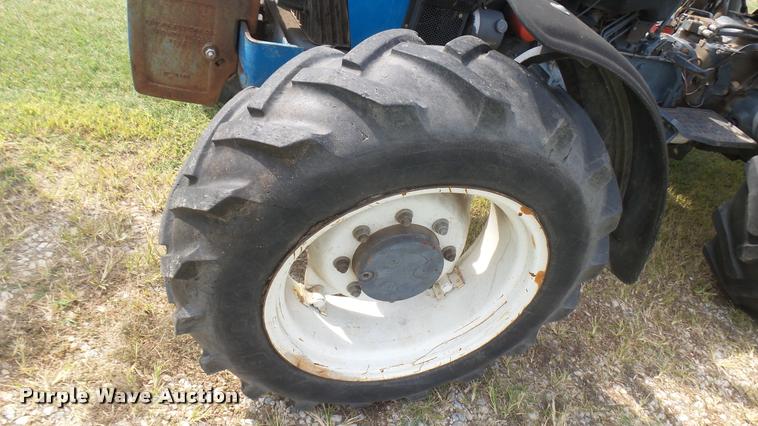 image for item DO9984 New Holland 3930 MFWD tractor