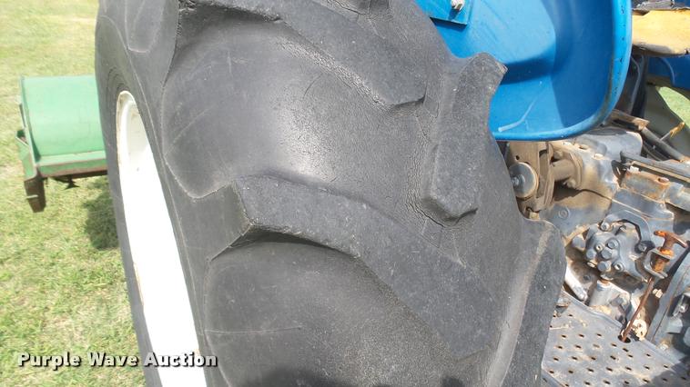 image for item DO9984 New Holland 3930 MFWD tractor