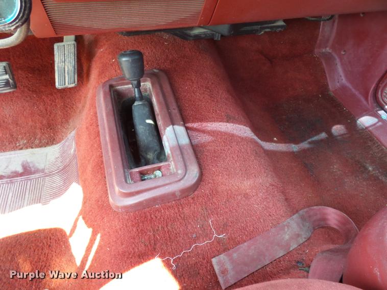 image for item DP9206 1991 Dodge Dakota Club Cab pickup truck