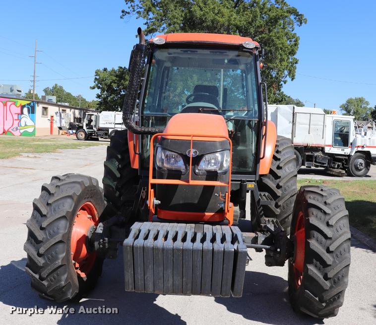 image for item DQ9316 2013 Kubota M108S HFWD tractor