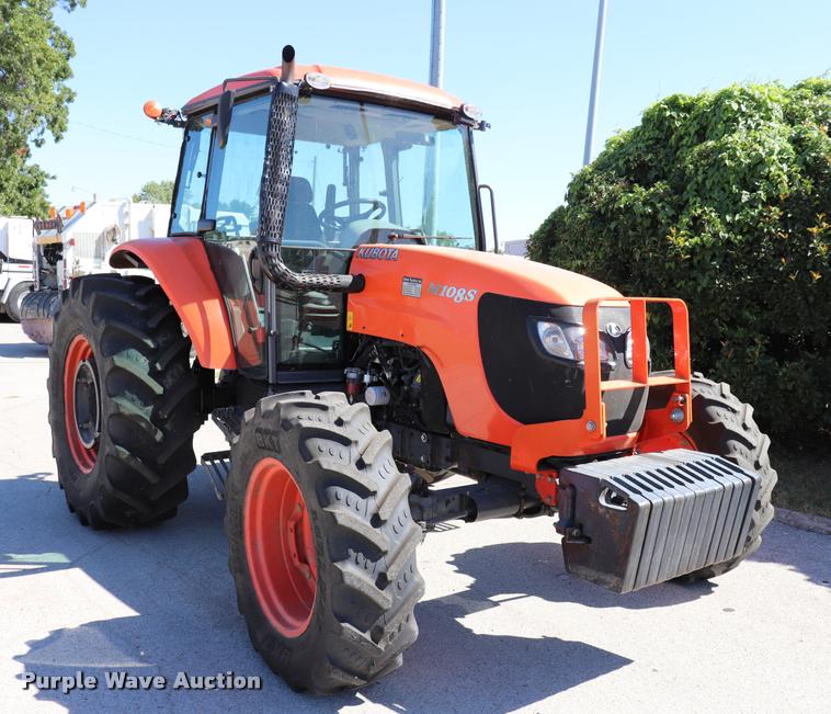 image for item DQ9316 2013 Kubota M108S HFWD tractor