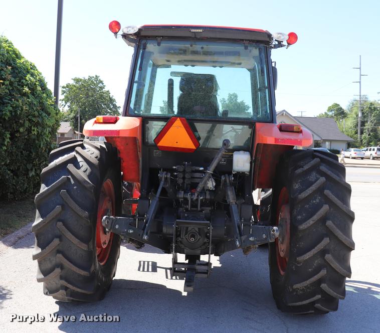 image for item DQ9316 2013 Kubota M108S HFWD tractor