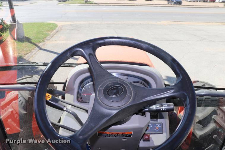 image for item DQ9316 2013 Kubota M108S HFWD tractor