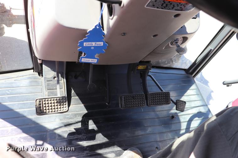 image for item DQ9316 2013 Kubota M108S HFWD tractor