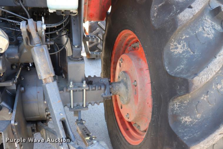 image for item DQ9316 2013 Kubota M108S HFWD tractor