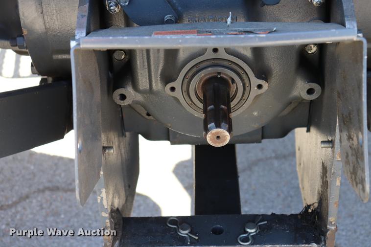 image for item DQ9316 2013 Kubota M108S HFWD tractor