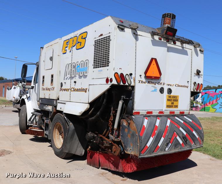 image for item DQ9317 2007 Freightliner Business Class M2 street sweeper truck