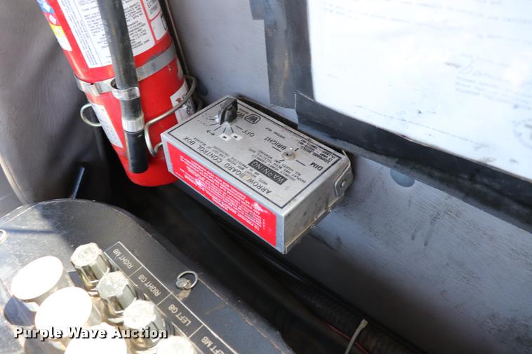 image for item DQ9317 2007 Freightliner Business Class M2 street sweeper truck